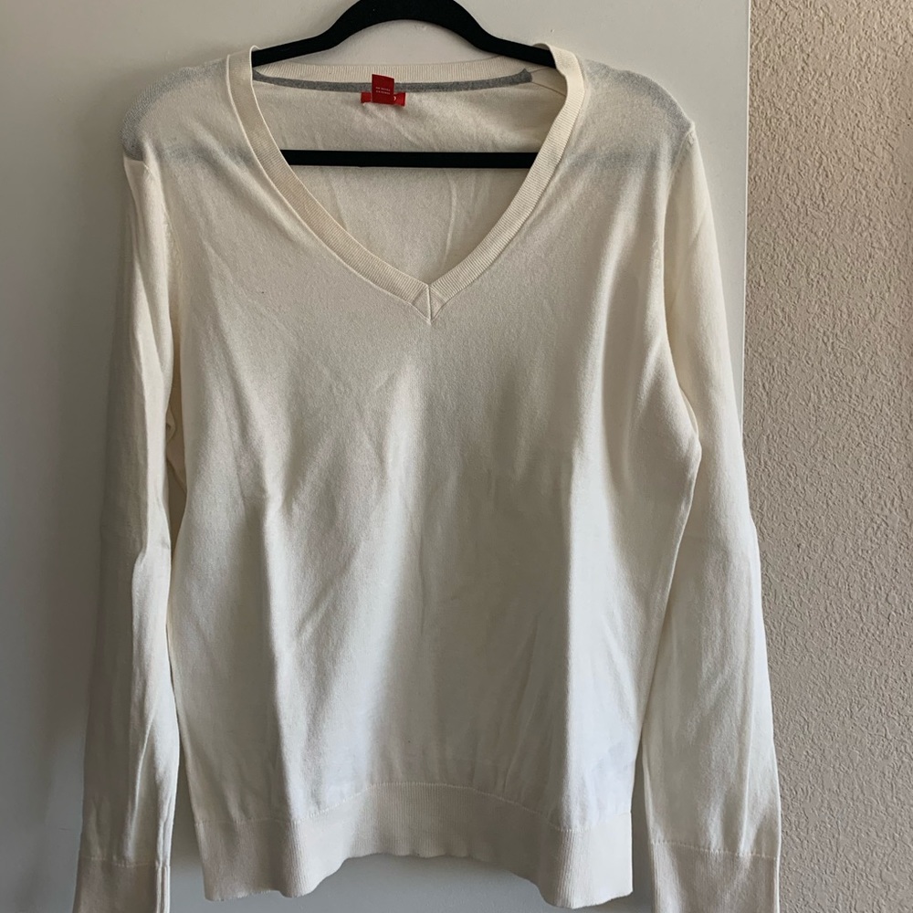 Izod NWOT Cream Lightweight Sweater
